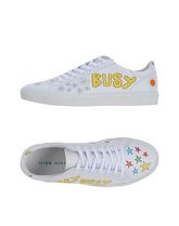 MIRA MIKATI Sneakers & Tennis shoes basse donna