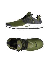 NIKE Sneakers & Tennis shoes basse uomo