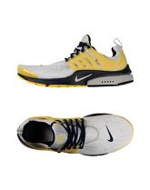 NIKE Sneakers & Tennis shoes basse uomo